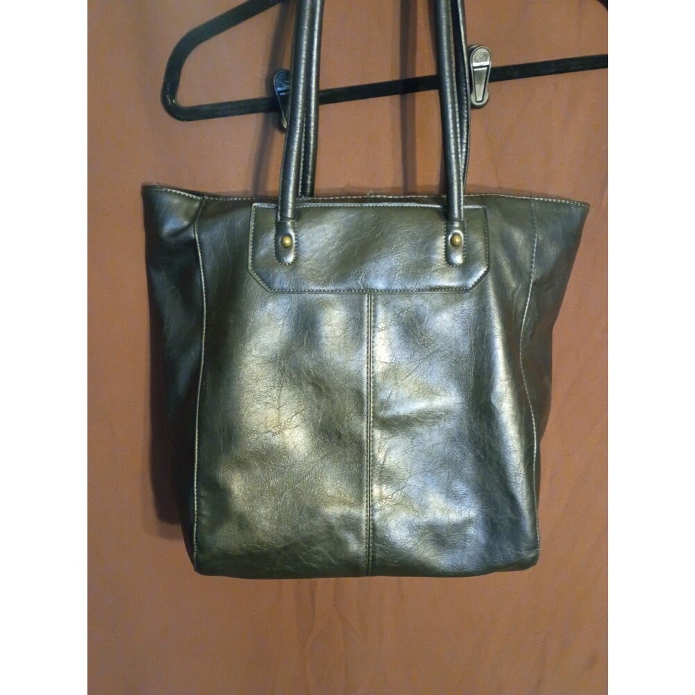 faux-leather tote bag features double shoulder straps and a structured top panel